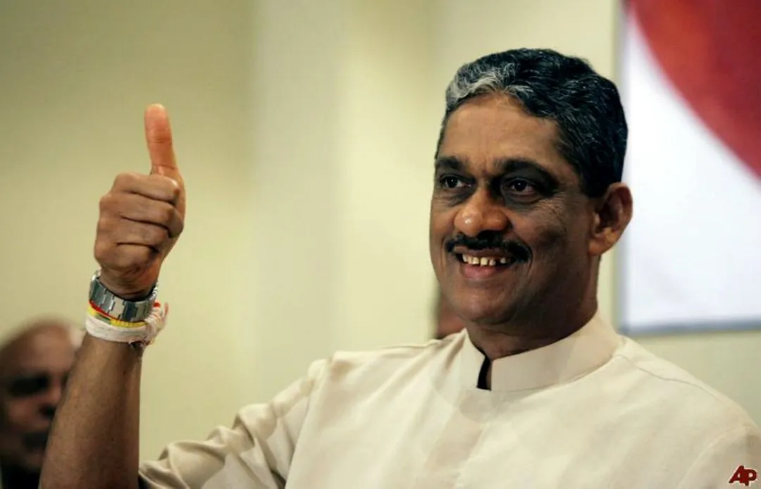 sarath-fonseka-575-01