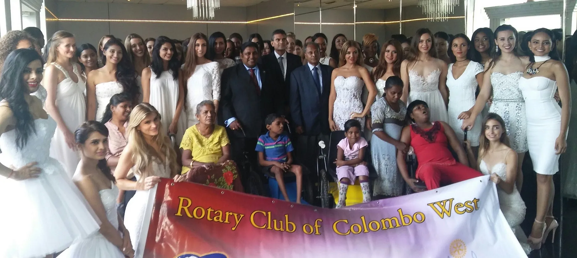 roshan-perera-rotary-miss-intercontinental-beuty-pageants