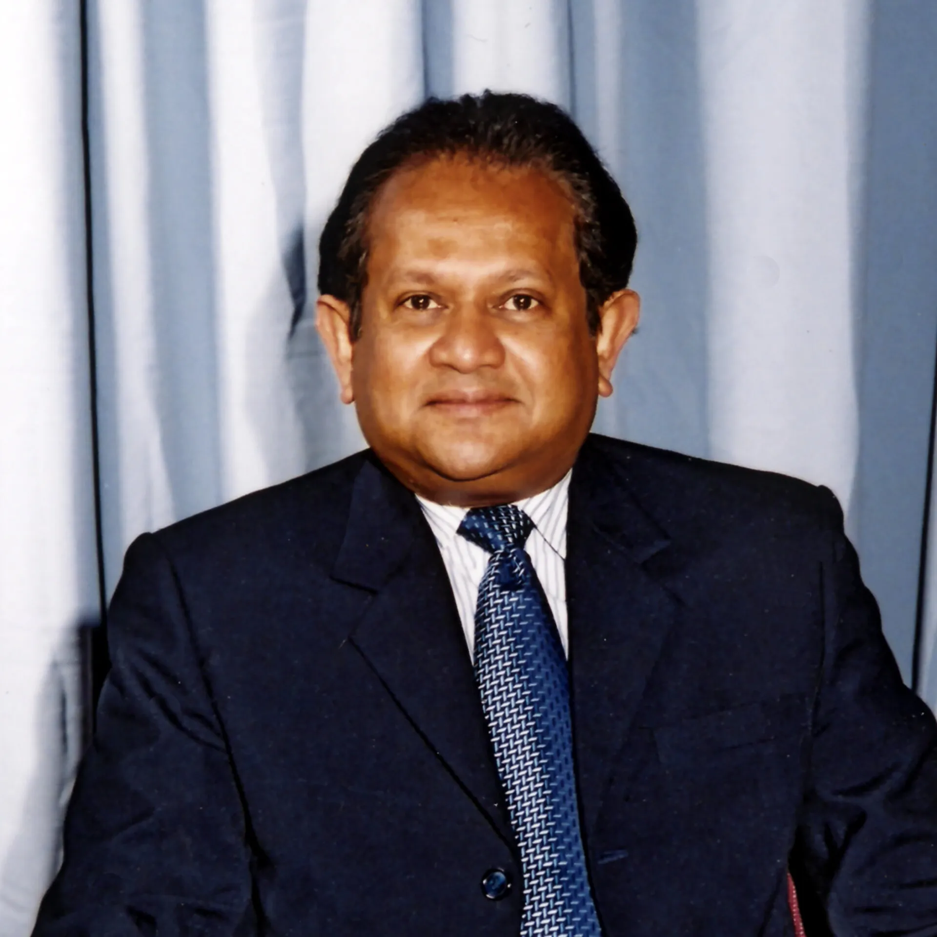 DR Anando Photo 2100×2100 pixels (1)